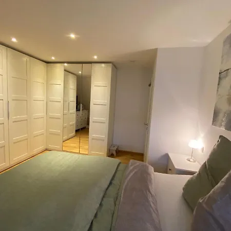 Modernes Penthouse, Nahe