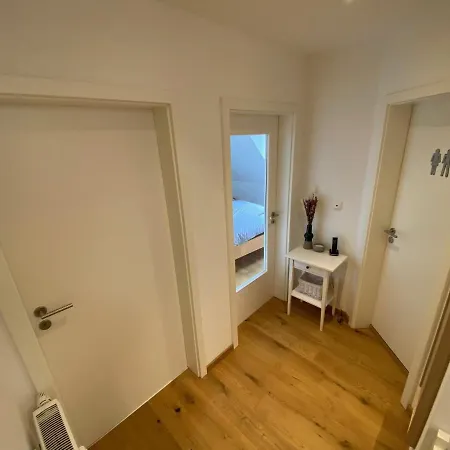 Apartment Modernes Penthouse, Nahe Wurzburg