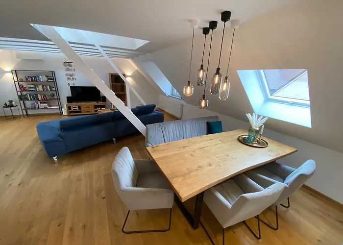 Modernes Penthouse, Nahe וירצבורג